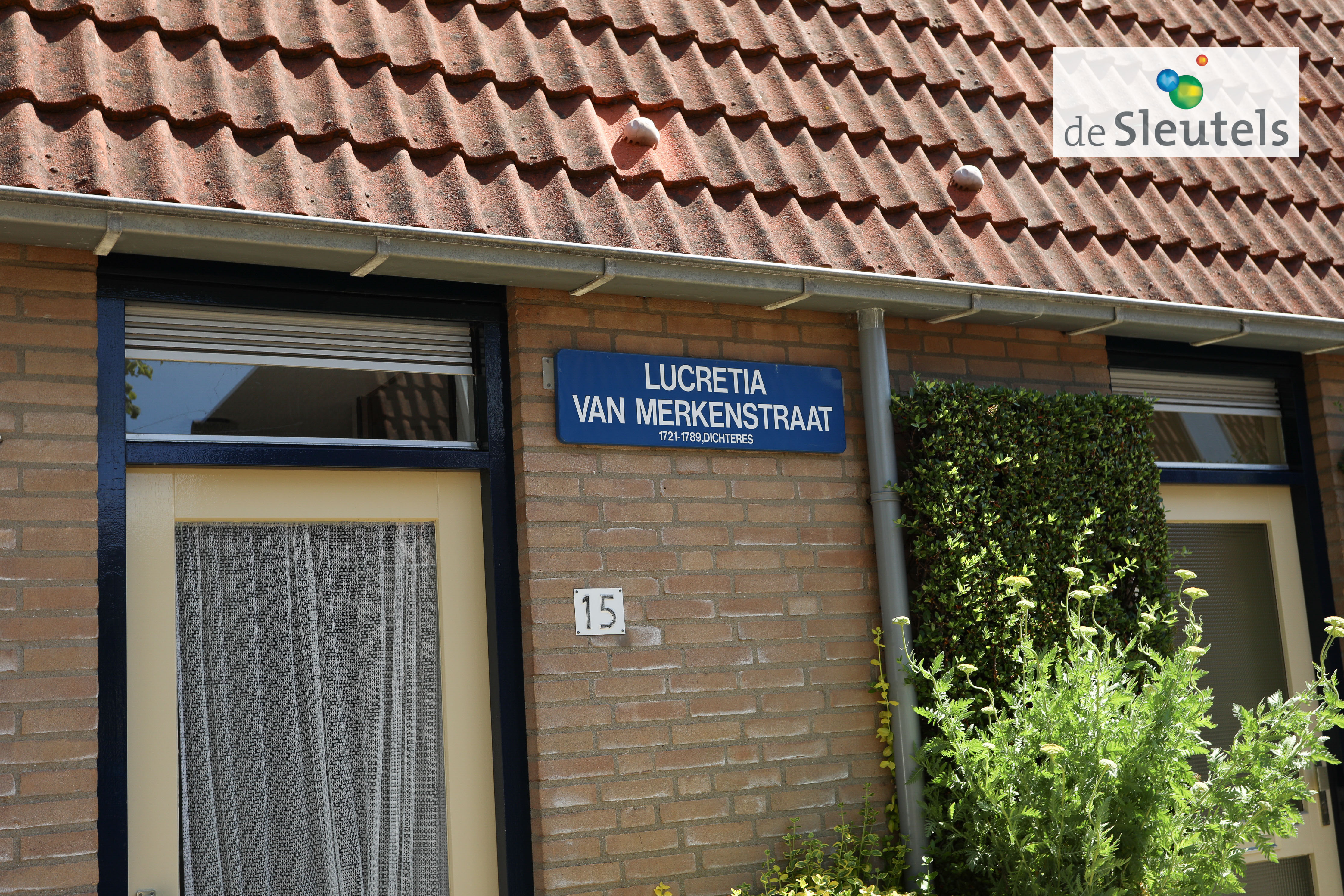 Lucretia van Merkenstraat 10