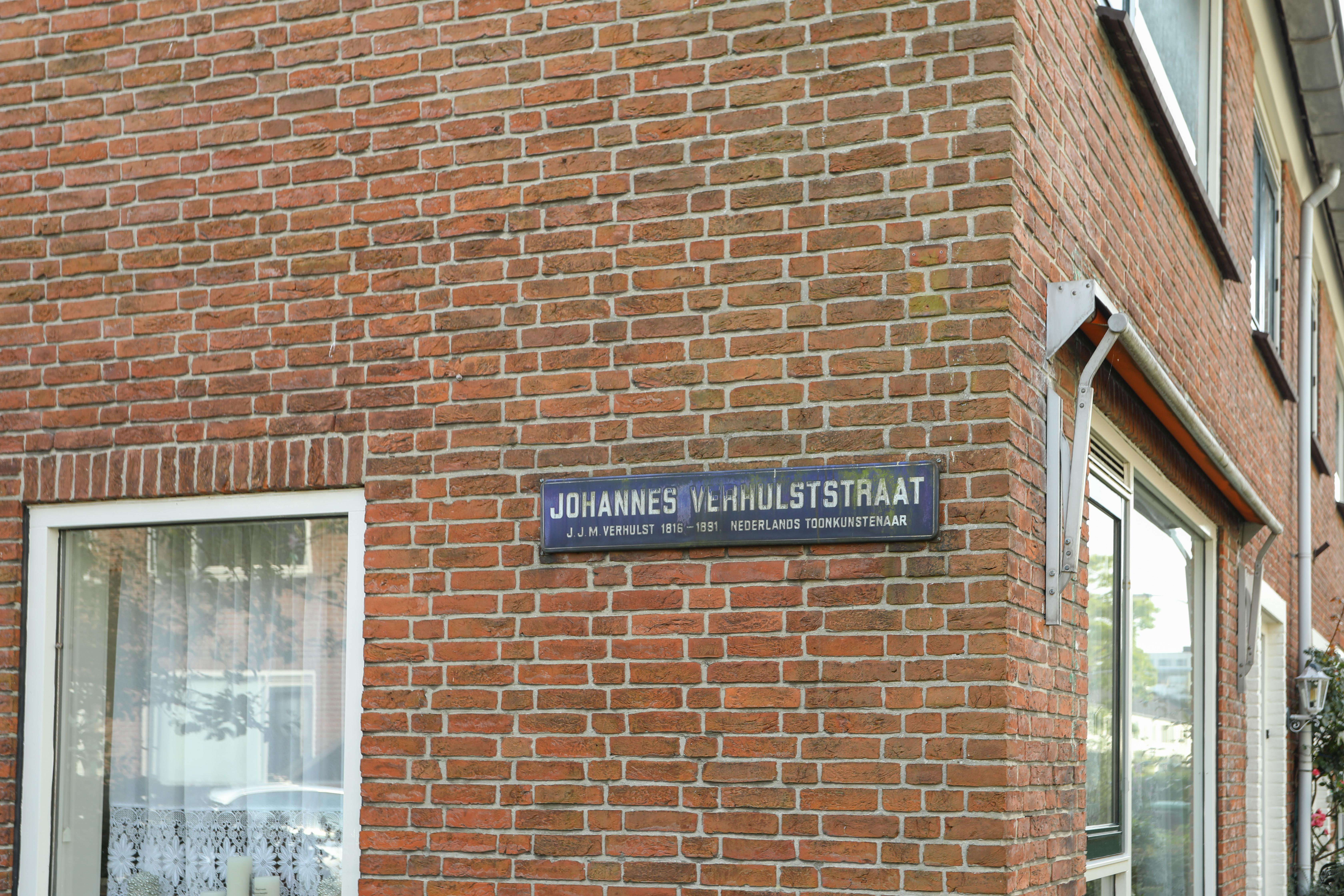 Johannes Verhulststraat 2