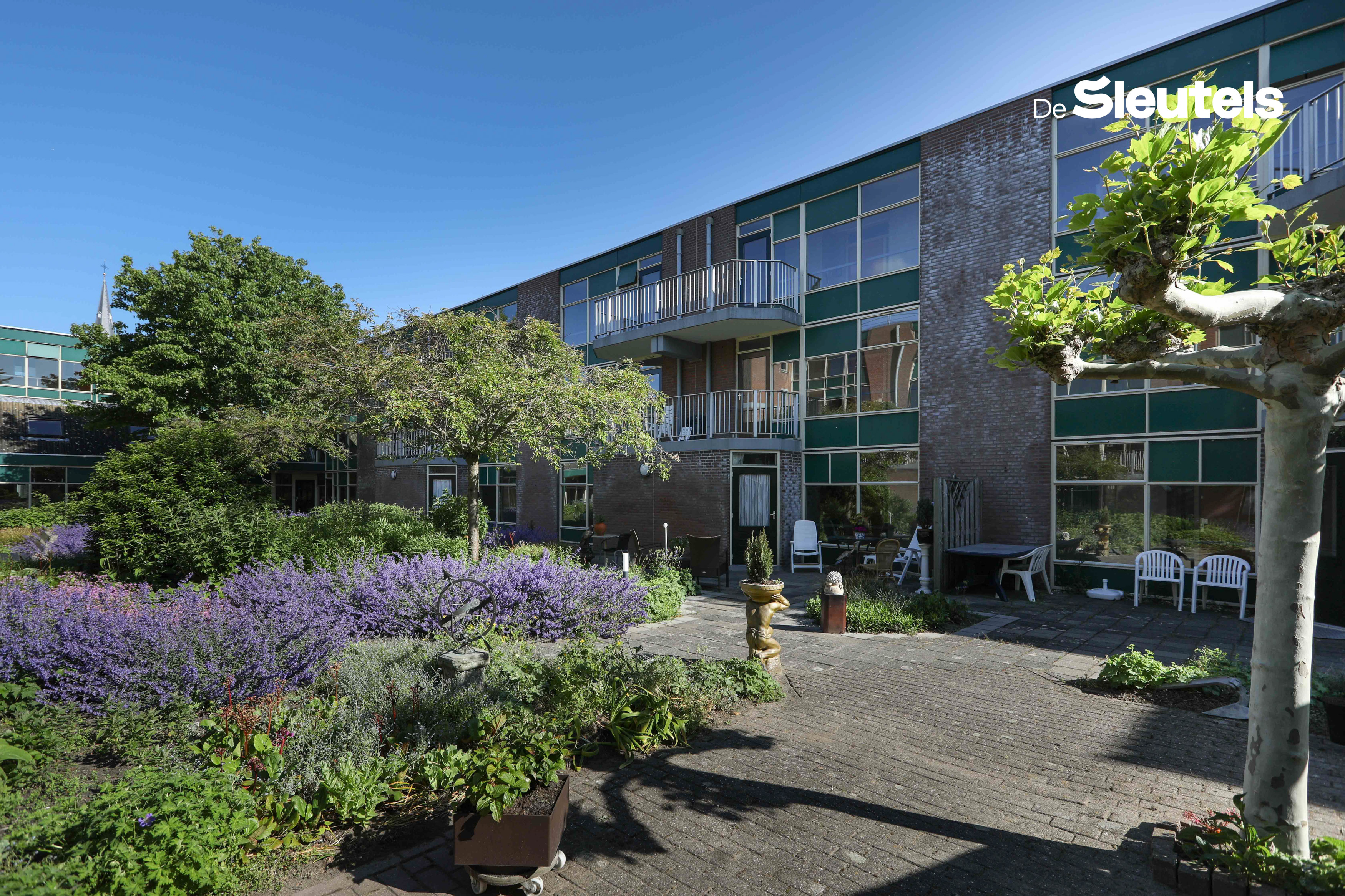 Huurwoning: Merelhof 105 in Voorschoten - €761 per maand - 54m²