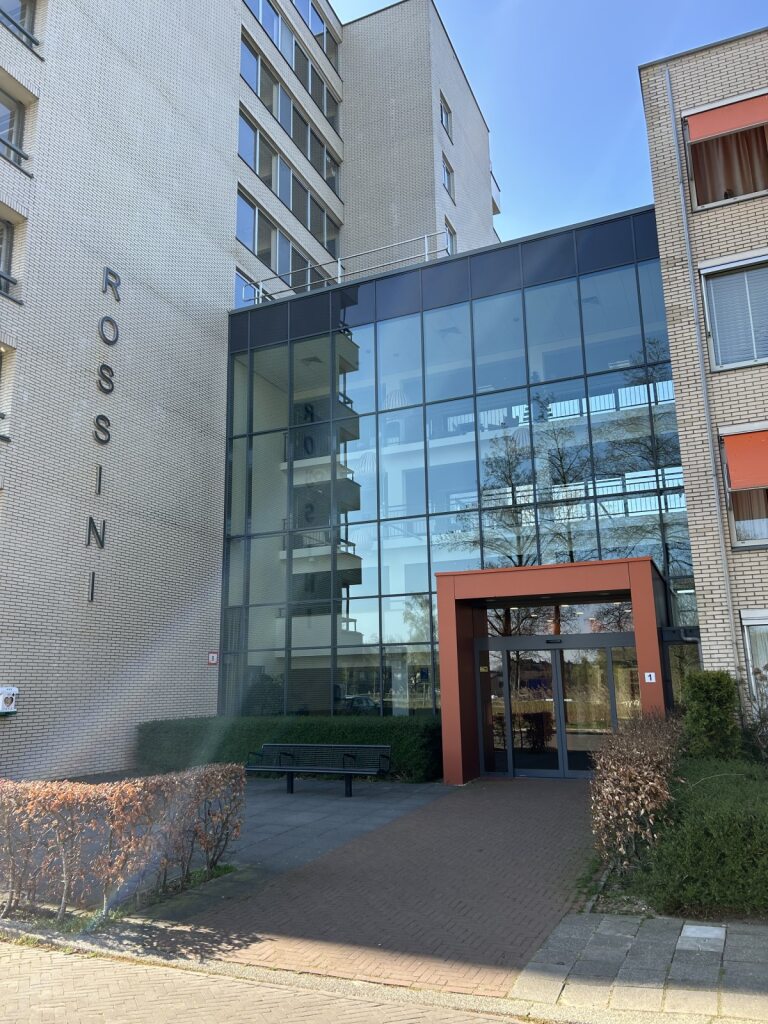 Huurwoning: Rossinidreef 1-706 in Voorschoten - €917 per maand - 67m²