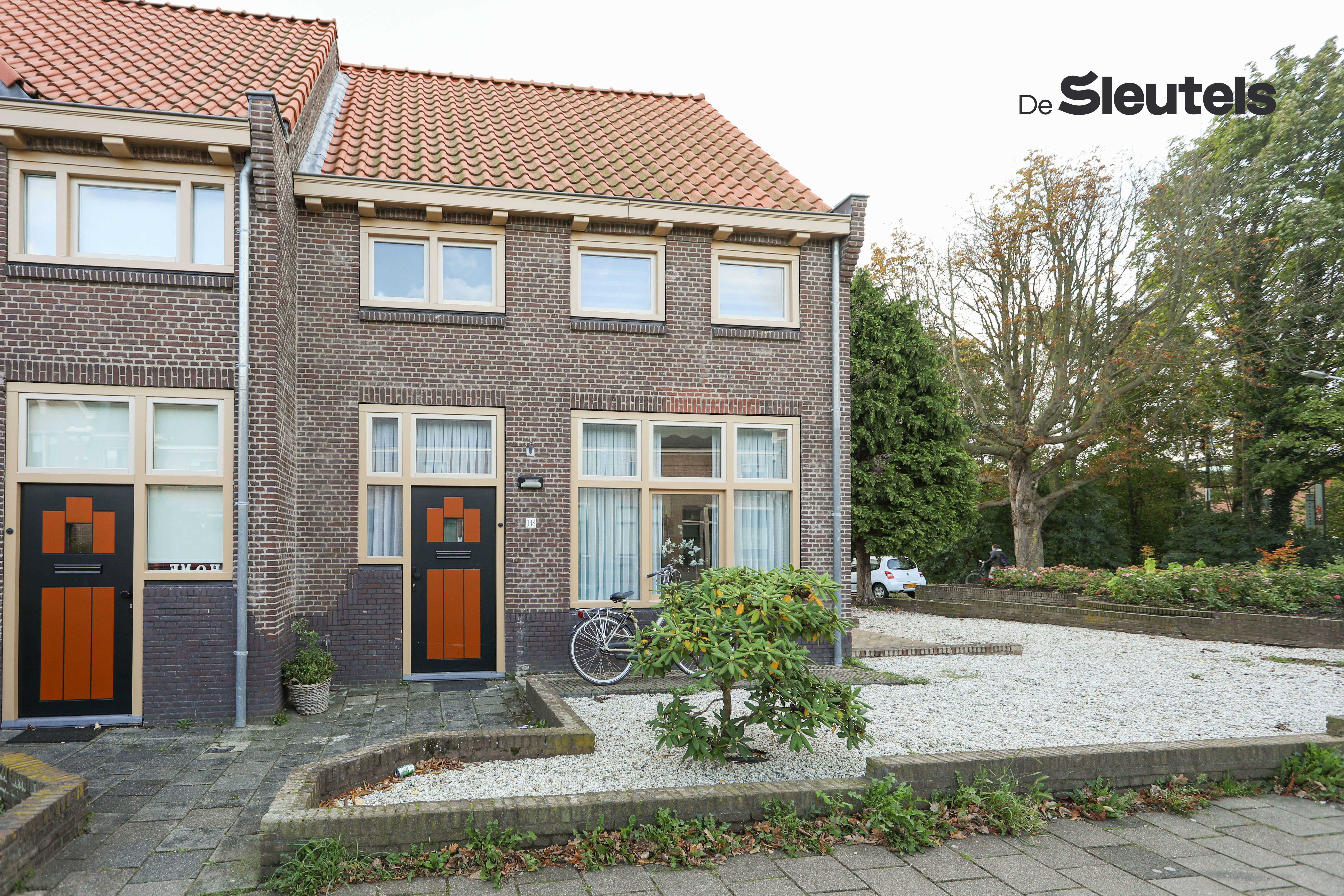 Hoekwoning te huur: Herenstraat 148, Tuinstadwijk Leiden
