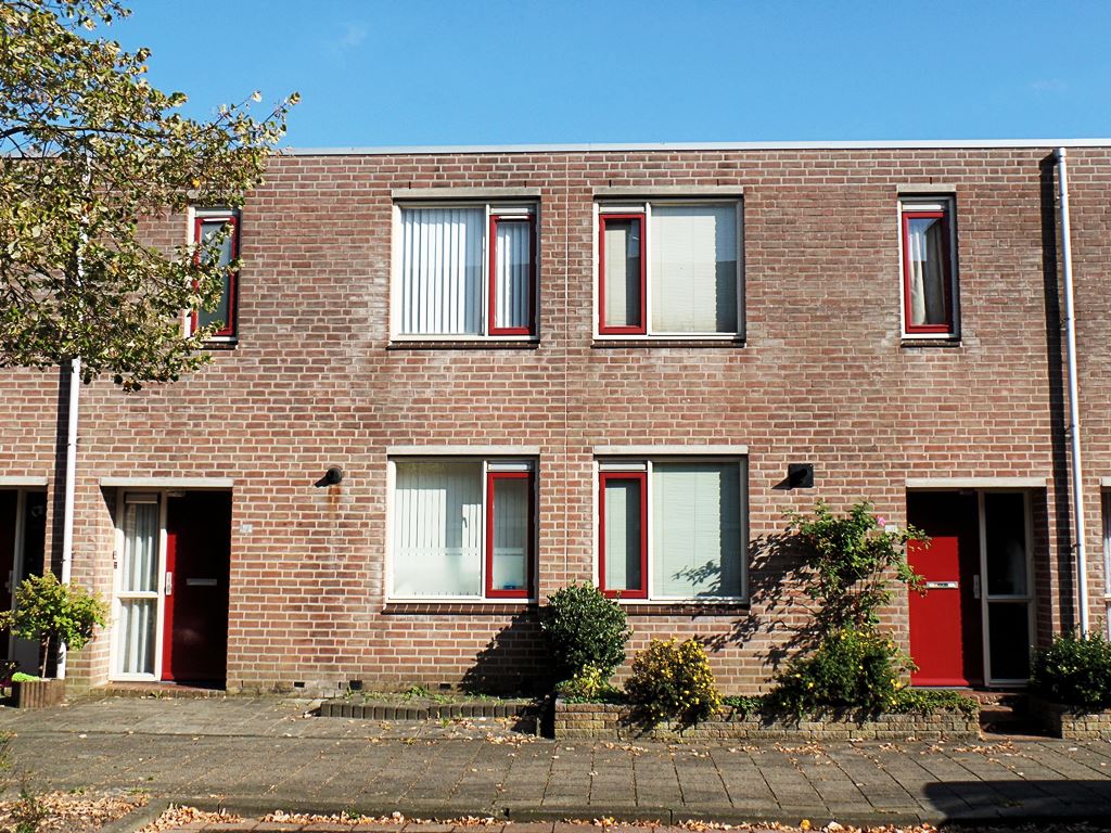 Tussenwoning te huur: Mandenvlechter 42, Ambachtenbuurt-Oost Alphen Aan Den Rijn