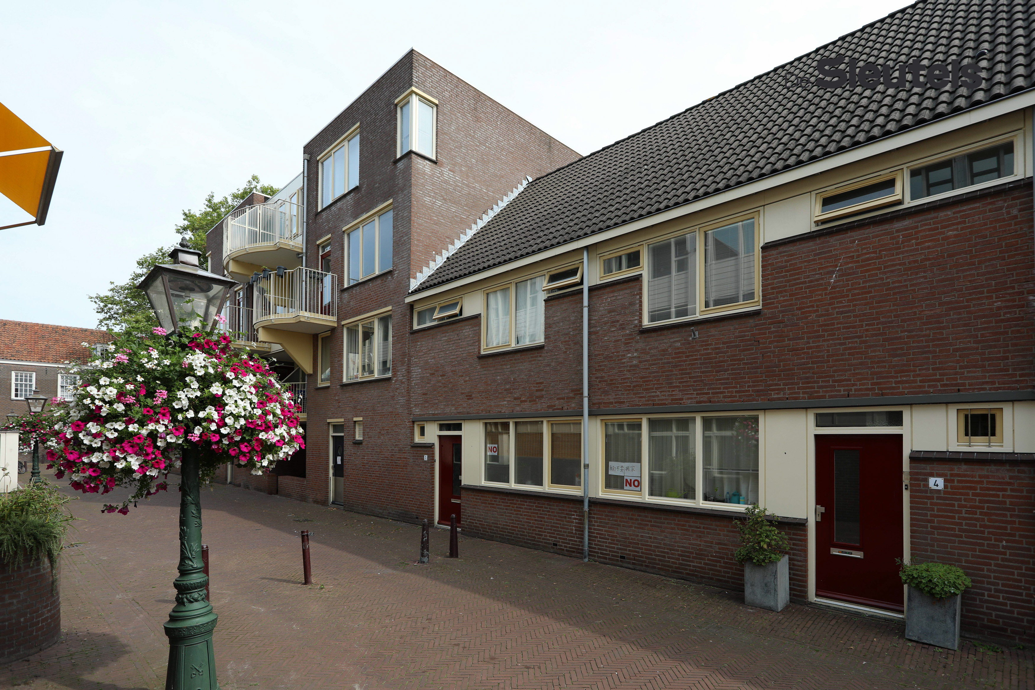 Tussenwoning te huur: Cleveringaplaats 4, Academiewijk Leiden