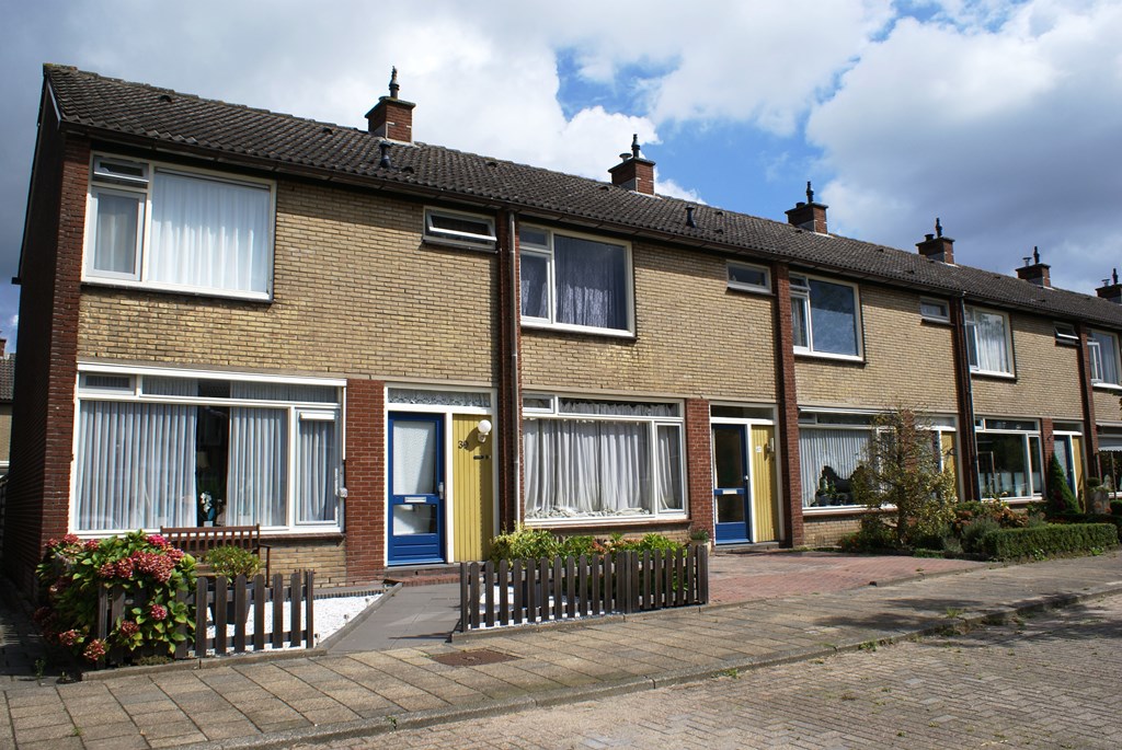 Hoekwoning te huur: Serenadestraat 49, Preludeweg Alphen Aan Den Rijn