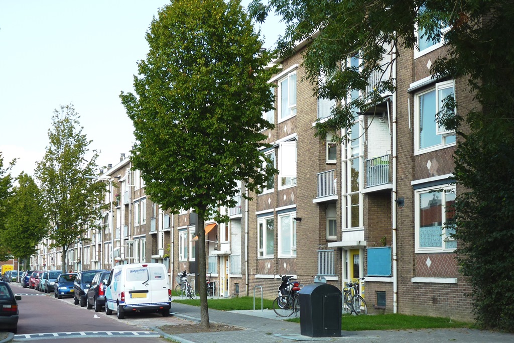 Appartement te huur: Pieter Floriszstraat 228, Zeeheldenbuurt Alphen Aan Den Rijn