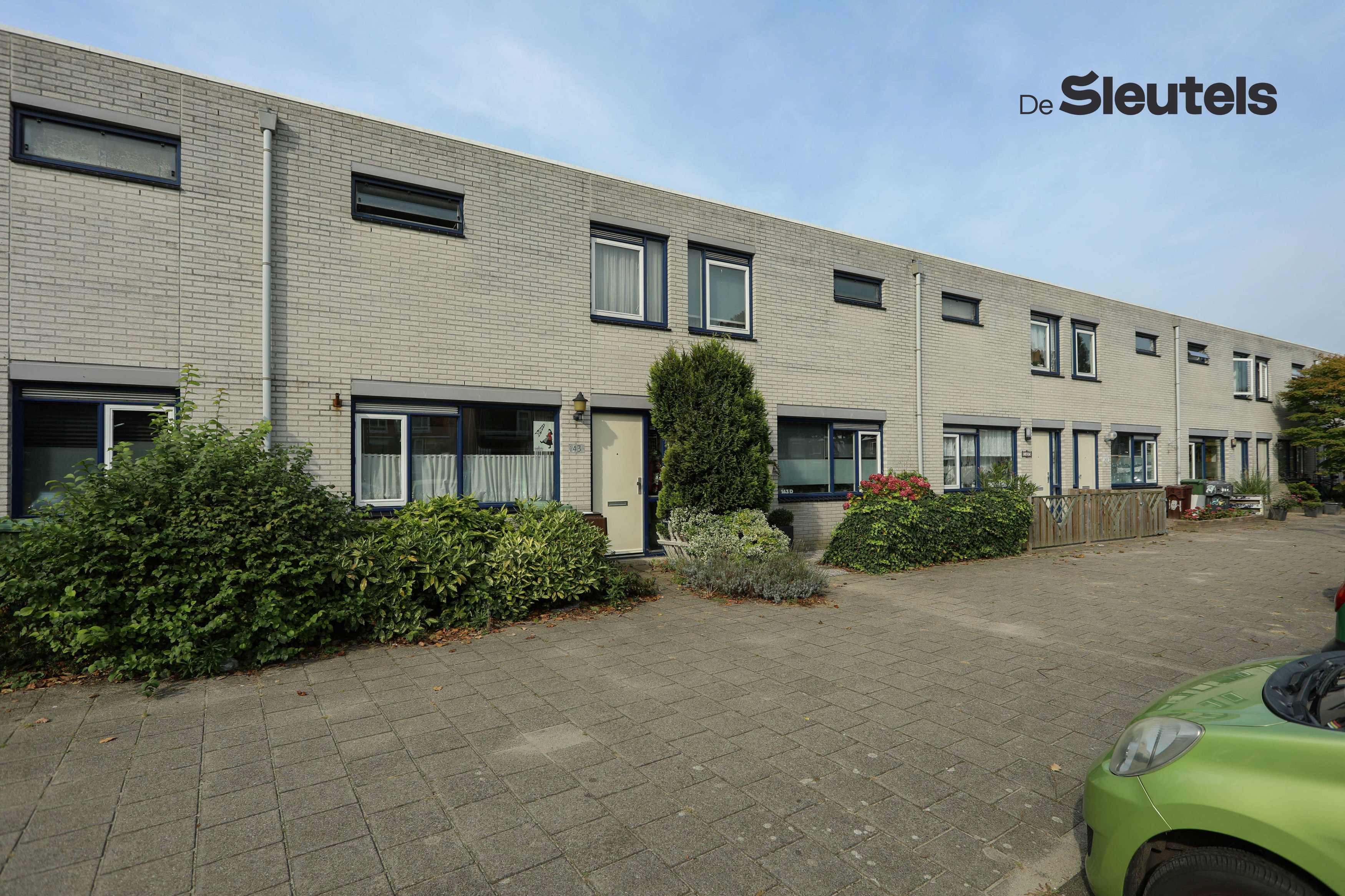 Tussenwoning te huur: Schubertlaan 143E, Fortuinwijk-Zuid Leiden