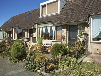 Tussenwoning te huur: Simon van Capelweg 76B, Noorden Lintbebouwing Noorden