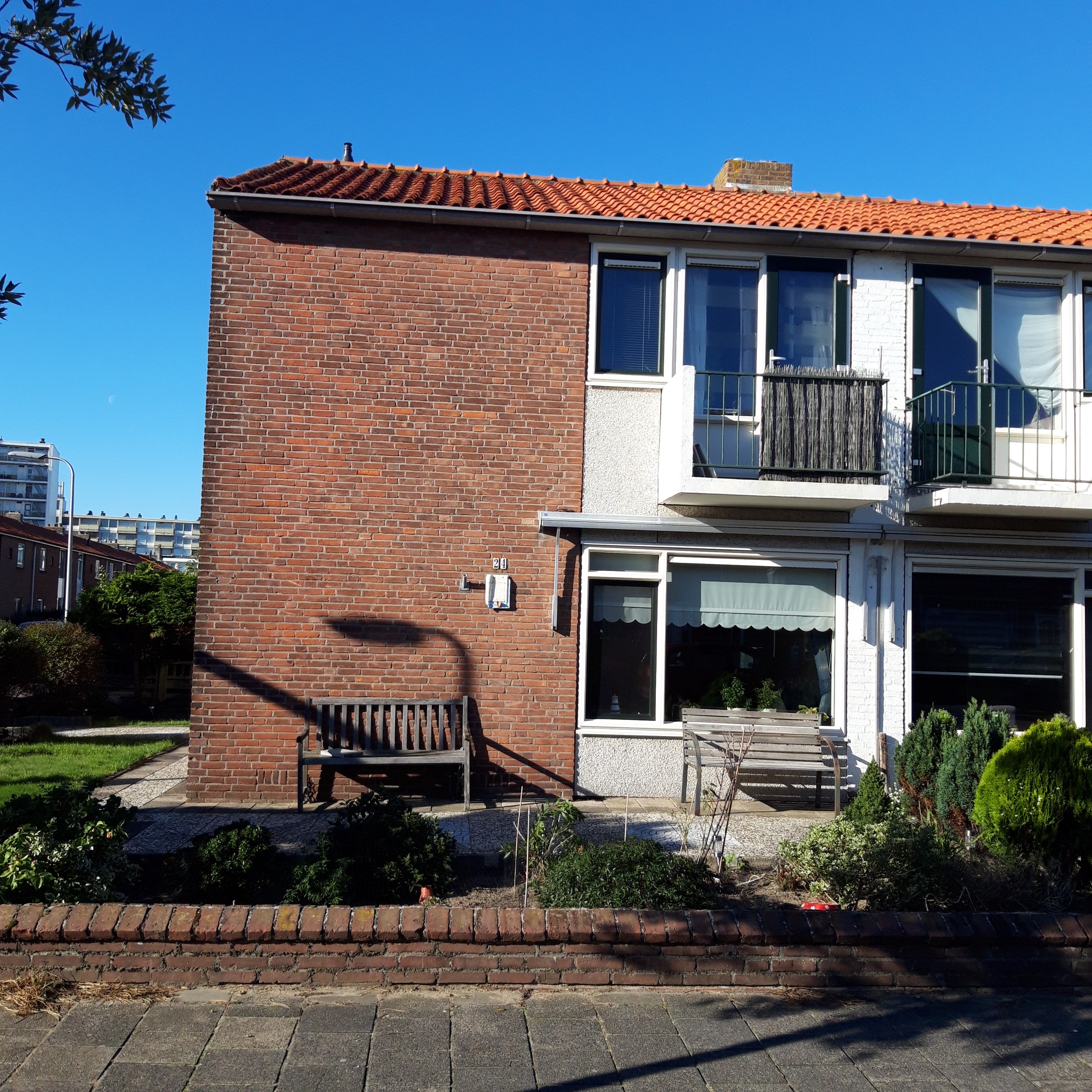 Studio for rent: Albert Verweystraat 24A, Auteursbuurt Noordwijk